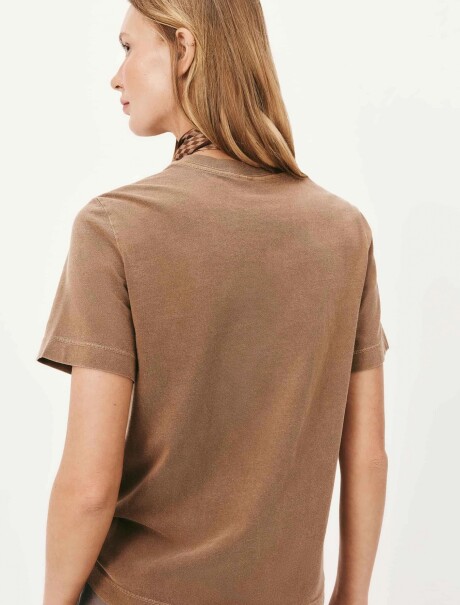 CAMISETA BÁSICA DE ALGODÓN MARRÓN