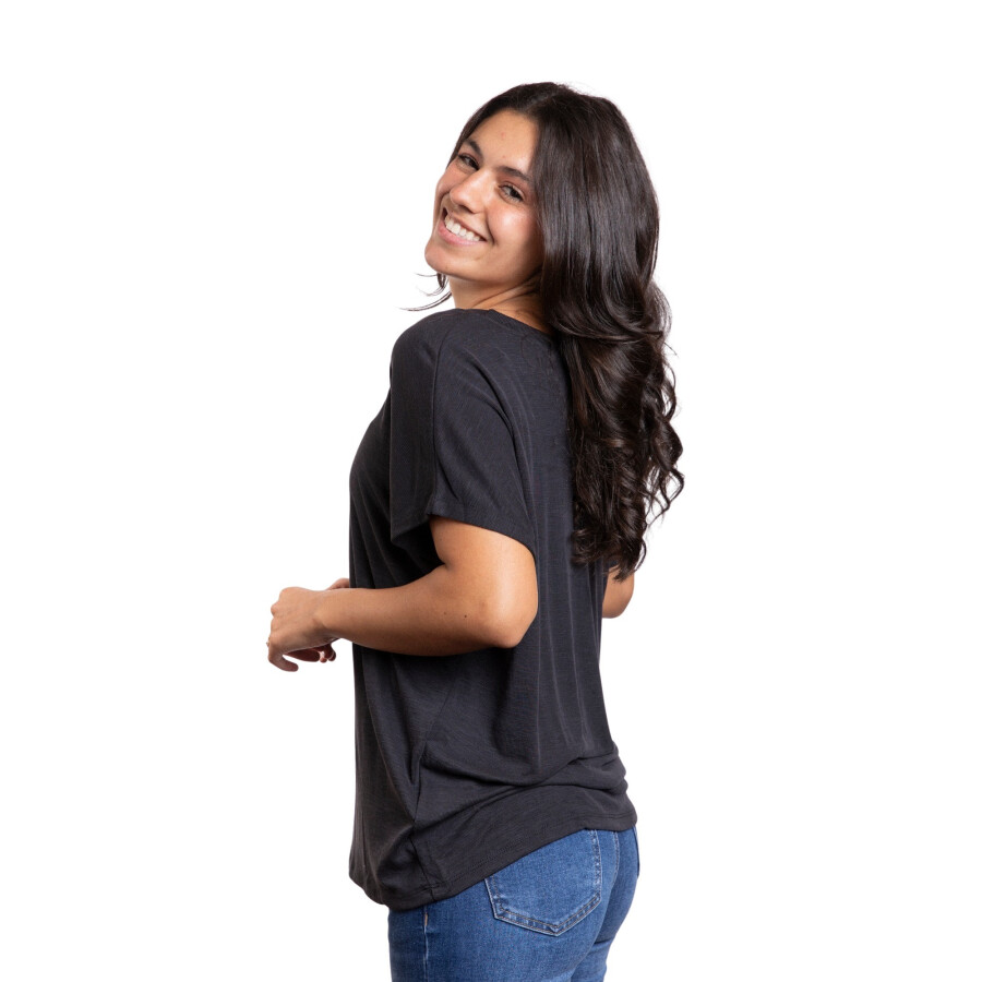 CHERRY REMERA BLACK
