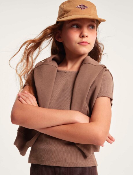 BLUSA CON BORDADO EN TELA ACANALADA MARRÓN