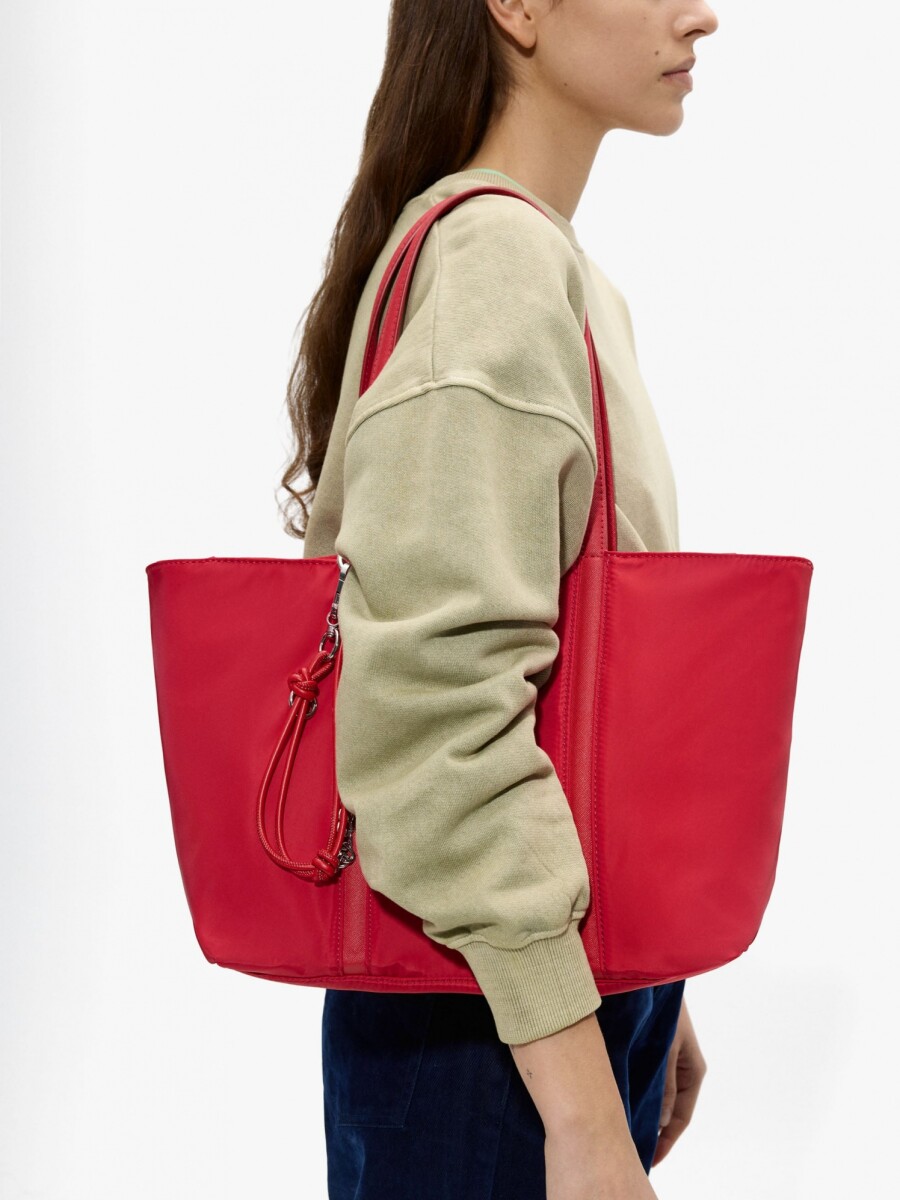 Bolso Shopper De Nylon Con Colgante rojo
