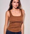 Top Musculosa Chocolate