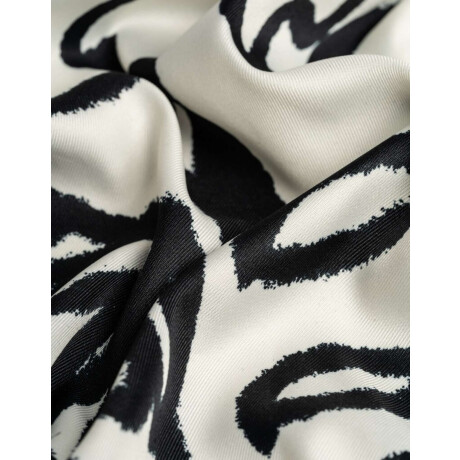 Pañuelo Estampa Flores Combinacion Multicolor