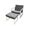 POLTRONA EN MADERA CON POSAPIE - TAPIZADO TELA GRIS POLTRONA EN MADERA CON POSAPIE - TAPIZADO TELA GRIS