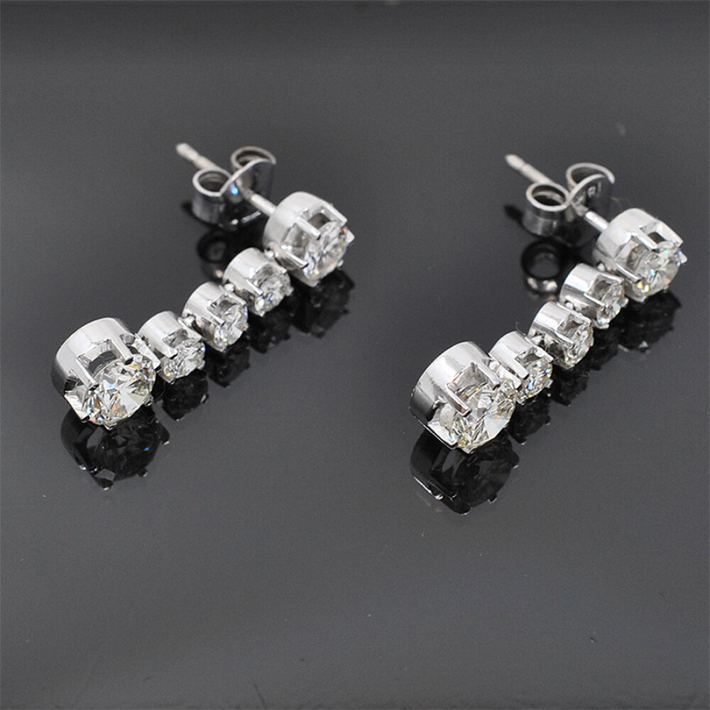 Par De Caravanas En Diamantes 2,10 Ct Y Oro Blanco 18K. Circa 1960-1980´S Par De Caravanas En Diamantes 2,10 Ct Y Oro Blanco 18K. Circa 1960-1980´S
