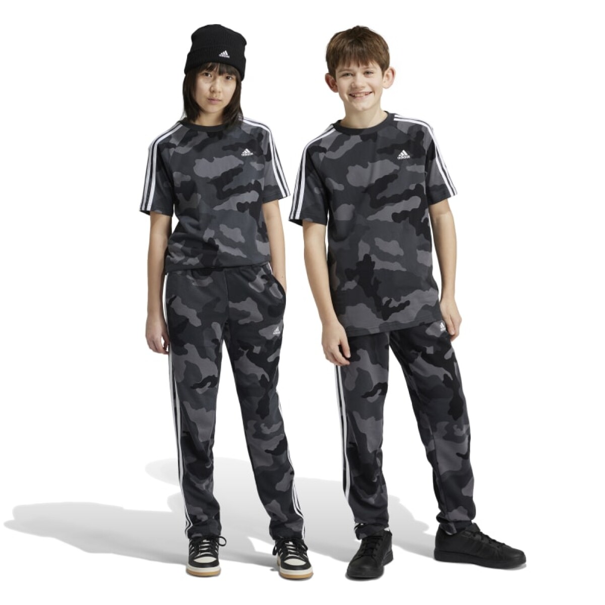 Pantalón Adidas Essentials Allover Print - Gris 