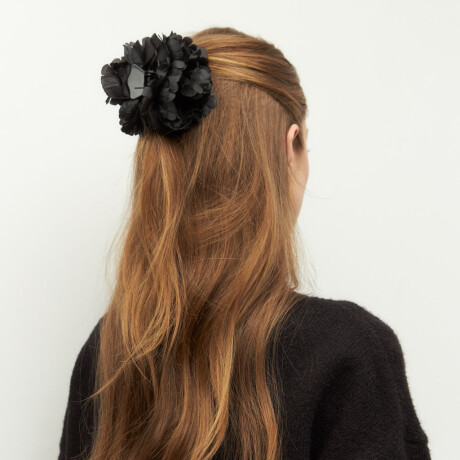 BROCHE PUNAT Negro