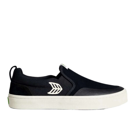 Championes Cariuma Slip On Skate Pro Negro