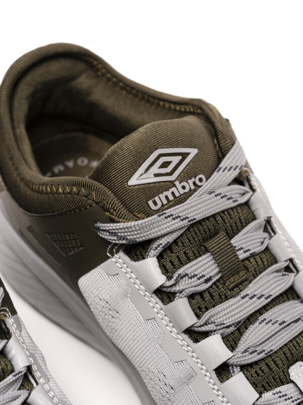 CALZADO ADVENTURE Umbro Hombre 05v