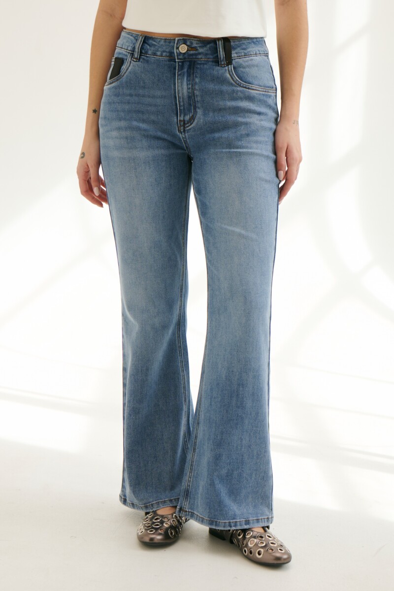 JEAN LENNY CUERO AZUL