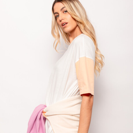 REMERA BENDA Crudo