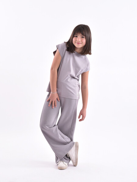 REMERA NEREA GRIS OSCURO