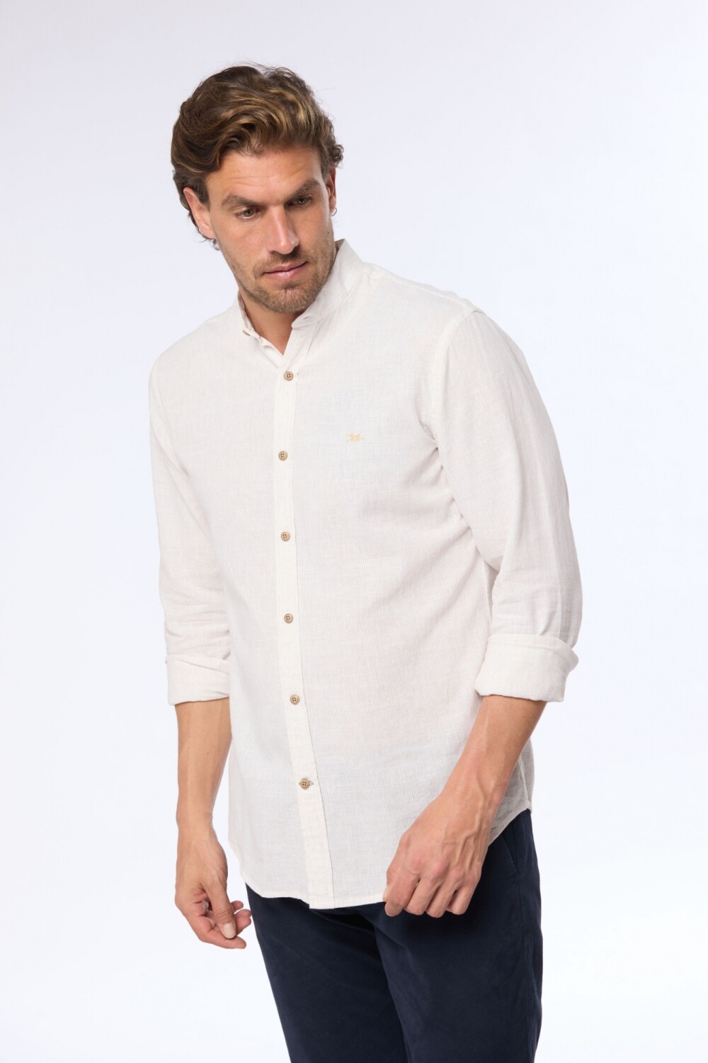 CAMISA DE LINO CUELLO MAO Beige