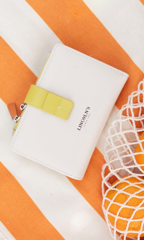 BILLETERA SIMONA MANTECA C/PISTACHO