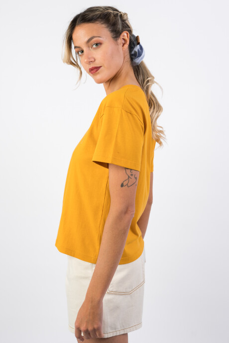 Remera Corales Maiz