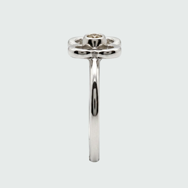 Anillo Fiore de MOON en Plata 925 con brillante Anillo Fiore de MOON en Plata 925 con brillante