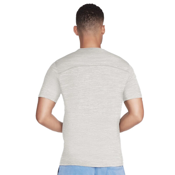 Remera Skechers On The Road Gris
