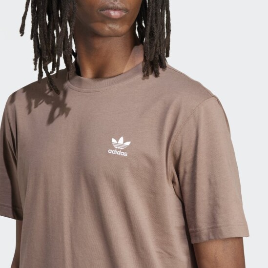 Remera Adidas Trefoil Essentials Marrón