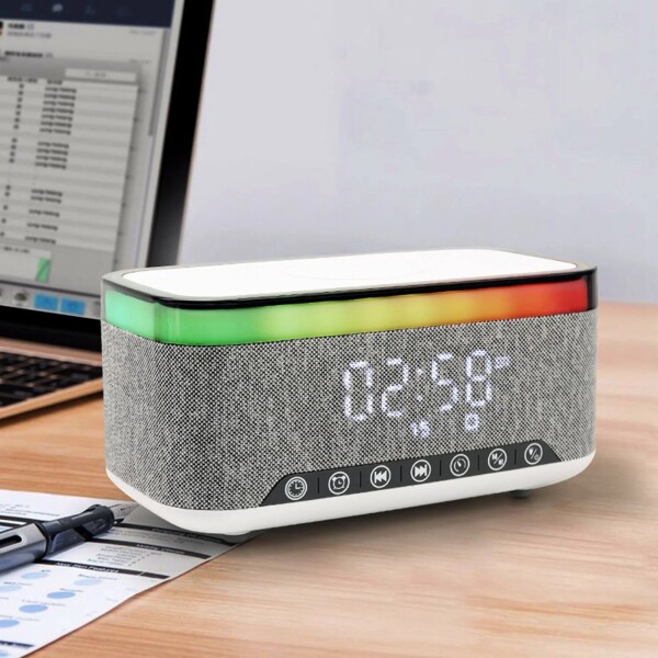 Reloj Parlante Cargador Inalambrico Goldtech Luz RGB Radio Variante Color Gris