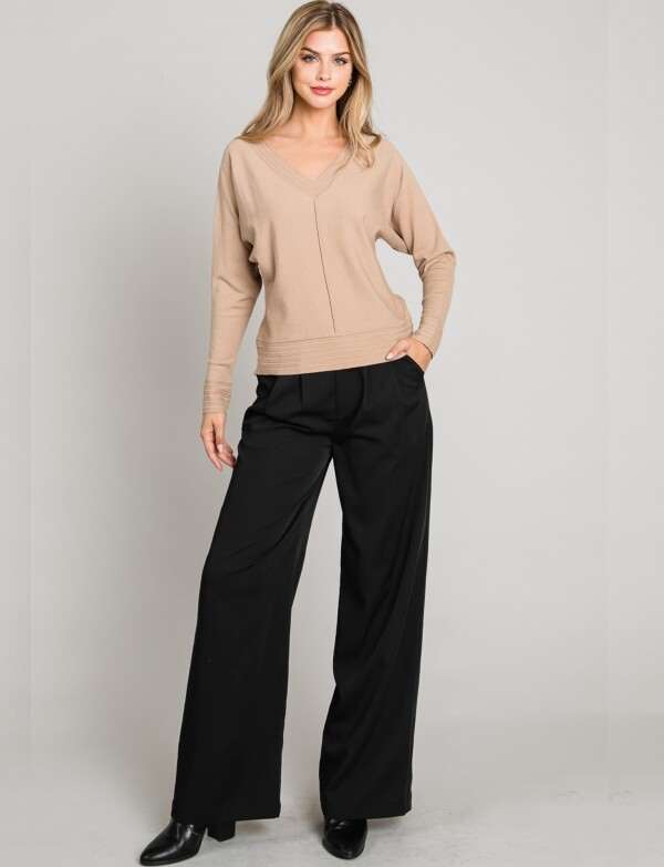Buzo Tejido Fino Escote V Con Costura Central BEIGE