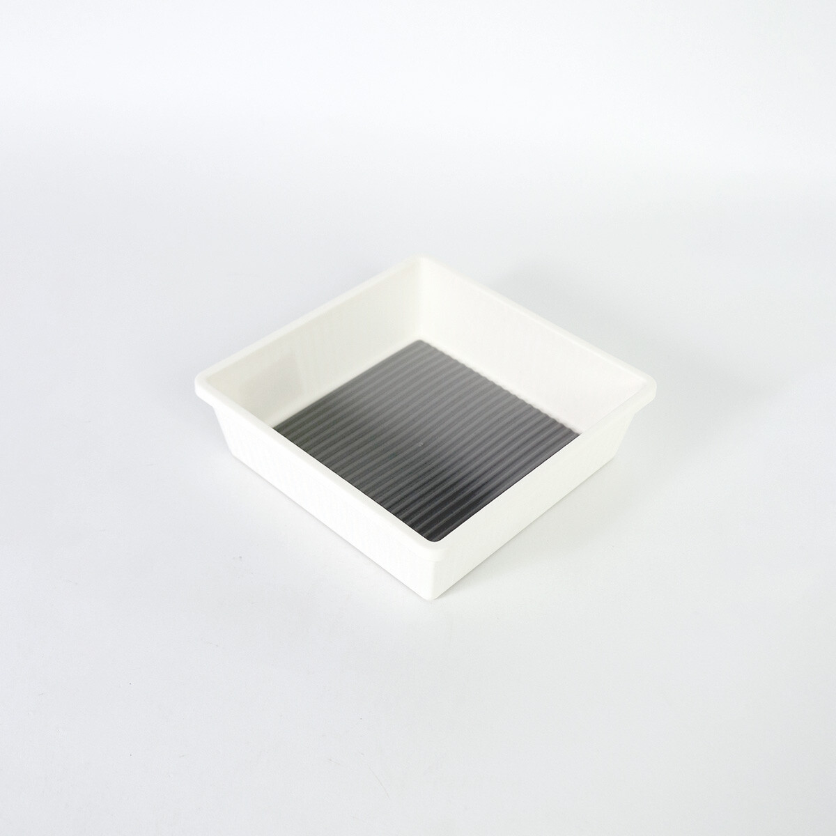 BANDEJA CUADRADA PLAST BLANCO 17X17X5CM 