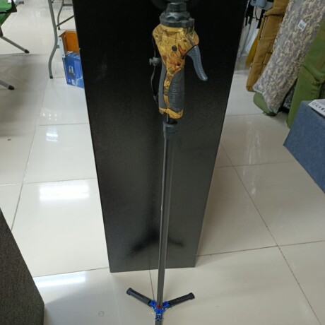 MONOPIE TELESCOPICO 1 PATA CON BASE DE 3 APOYOS AJUSTABLE MONOPIE TELESCOPICO 1 PATA CON BASE DE 3 APOYOS AJUSTABLE