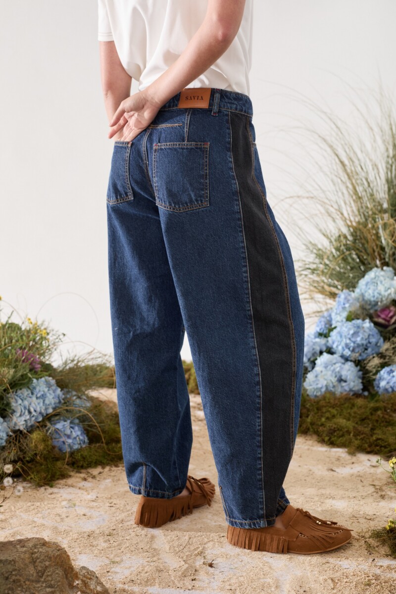 JEAN BARREL SAVIA Azul Y Negro