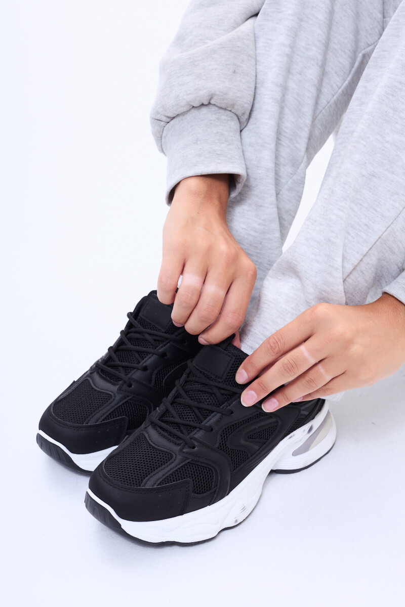 Champion Saltillo Negro