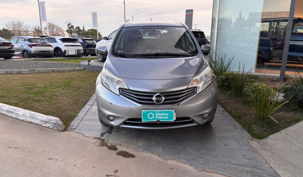 Nissan Note Advance CVT - 2014 Nissan Note Advance CVT - 2014