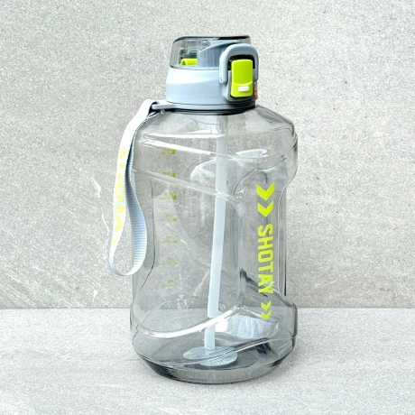 Botella Deportiva Plástica Con Sorbito 2.2L Botella Deportiva Plástica Con Sorbito 2.2L