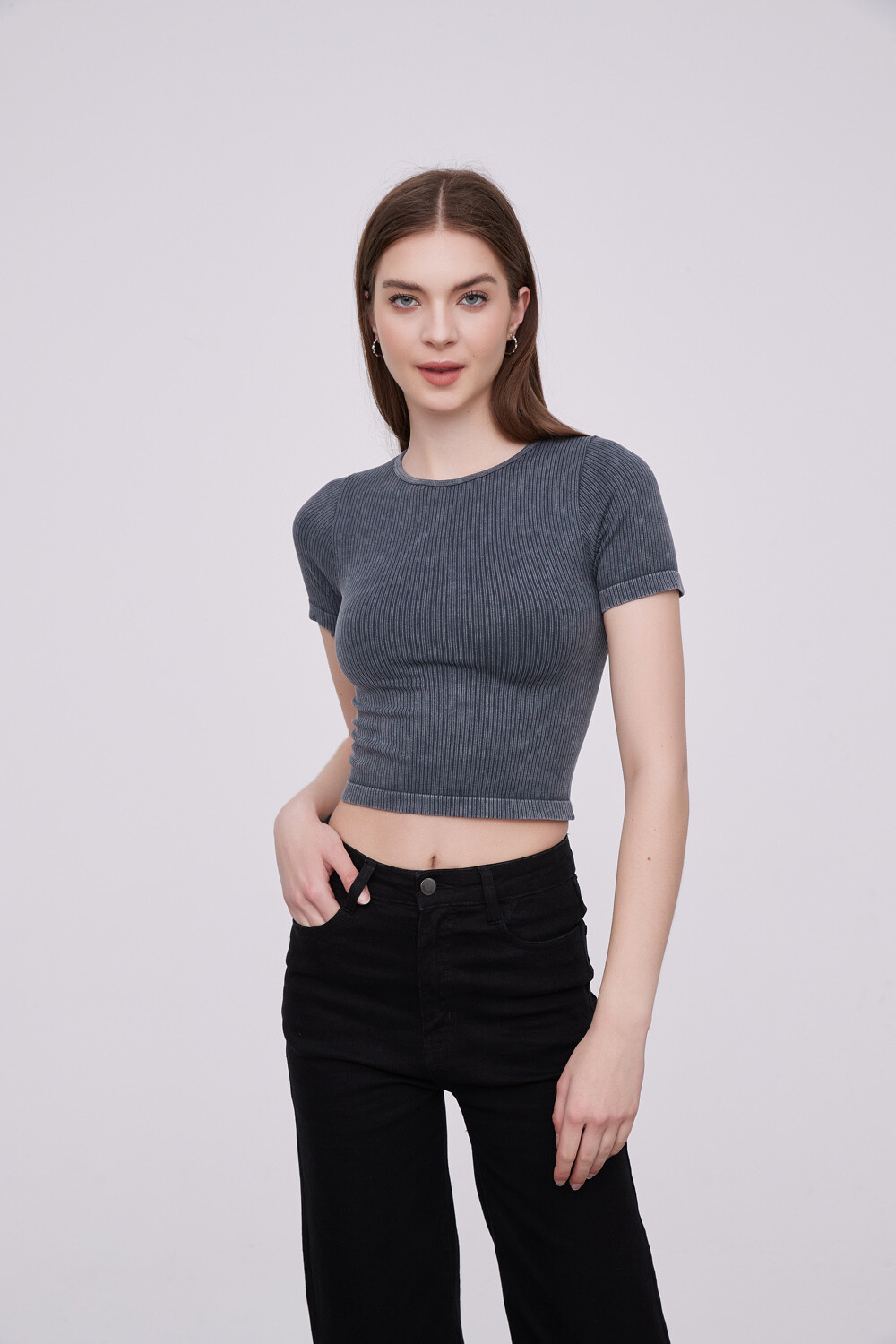 Remera Eral Gris Oscuro