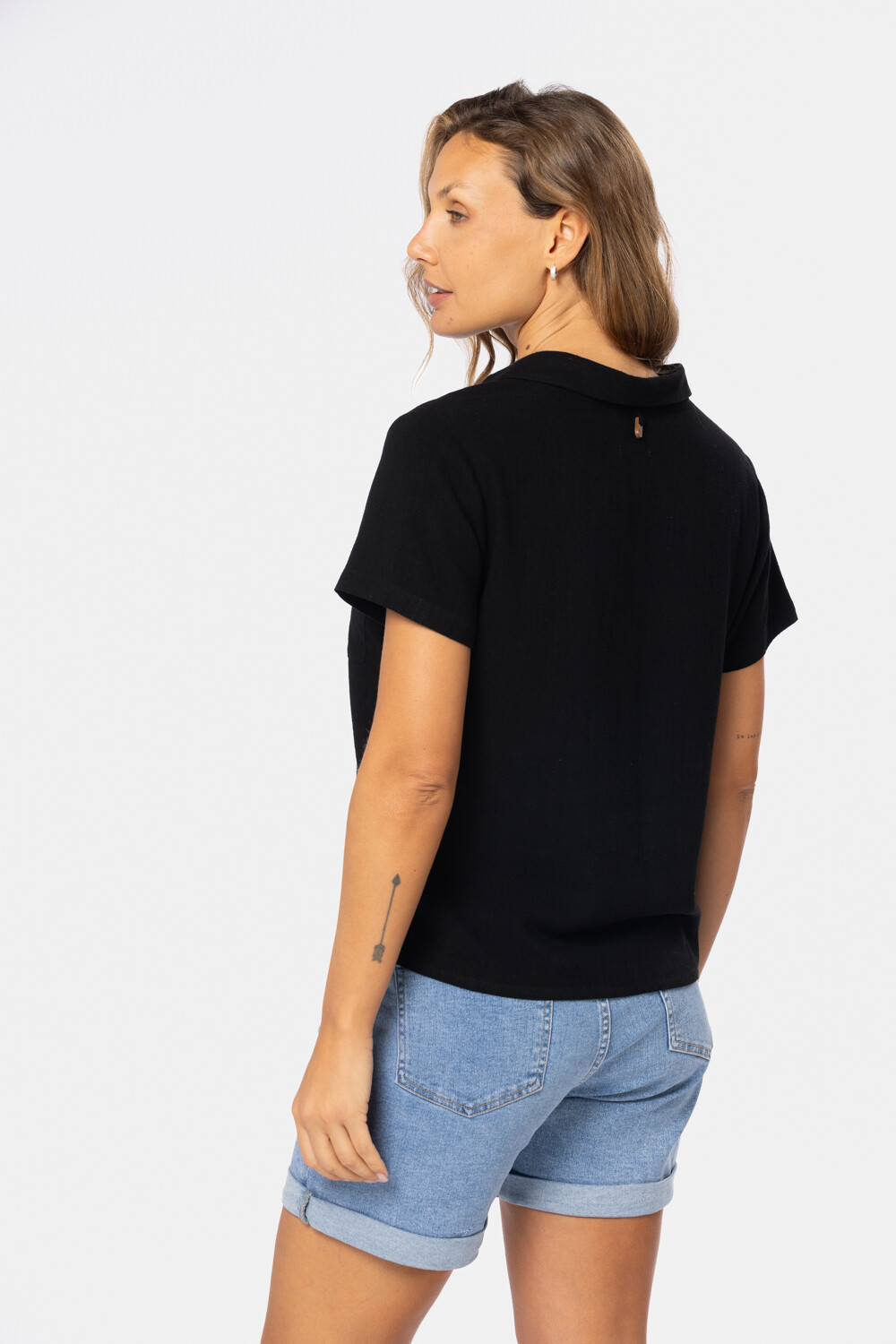 CAMISA DE LINO LISA Negro