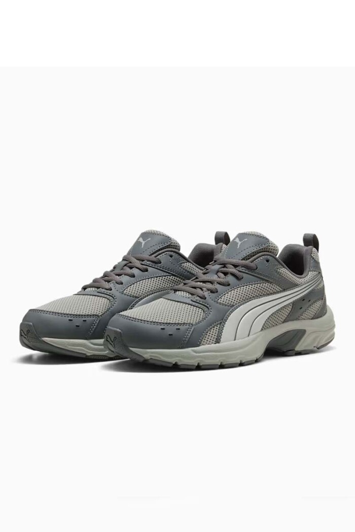 Championes Deportivos PUMA Milenio Tech LT Gris