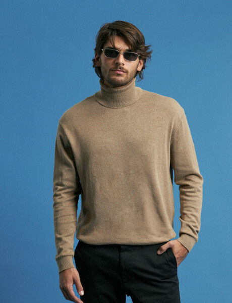 470575 POLERA HARRY Camel