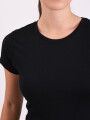 REMERA BÁSICA NEGRA NEGRO