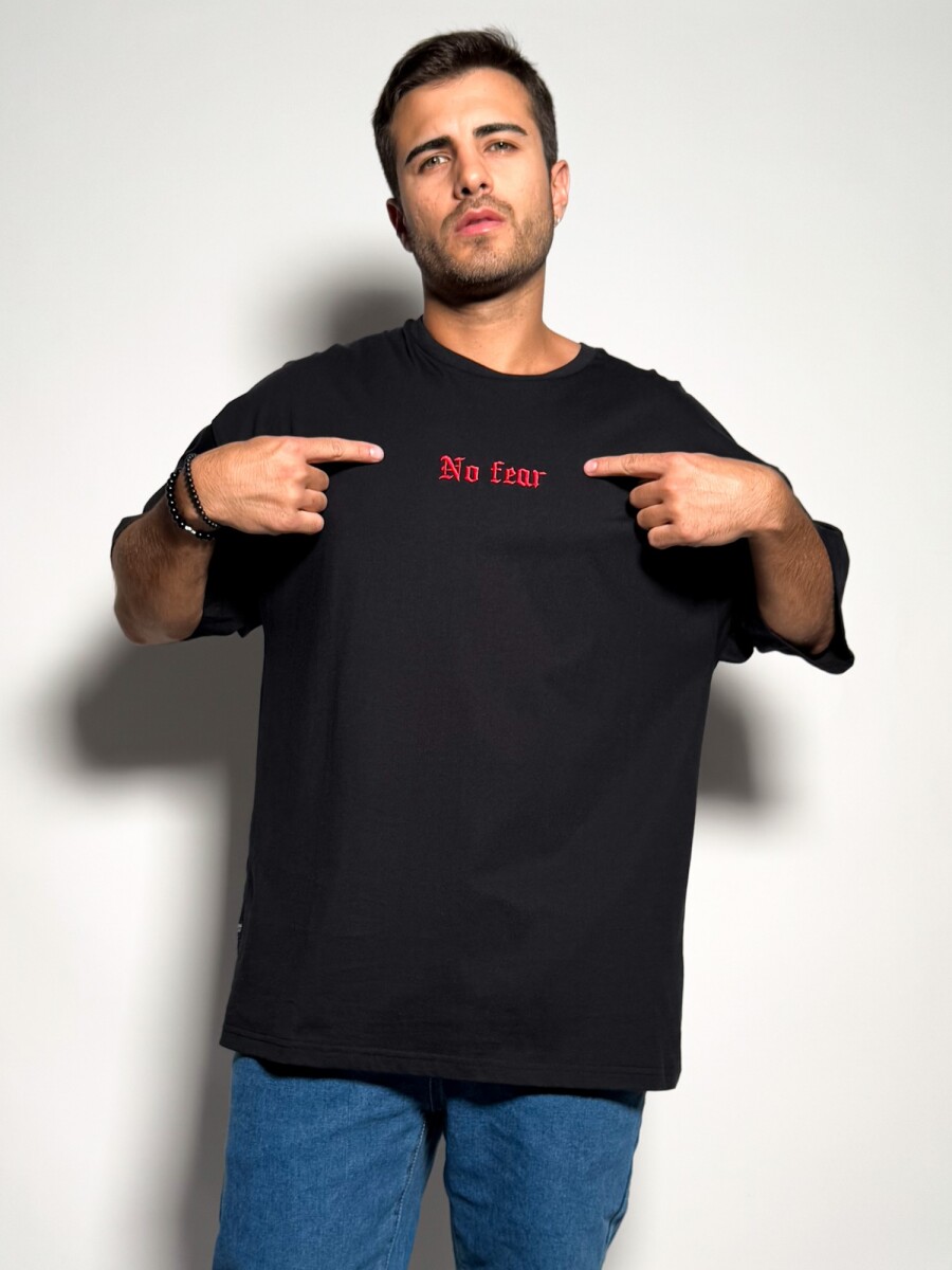 Remera oversize con estampas Efrain - Negro 