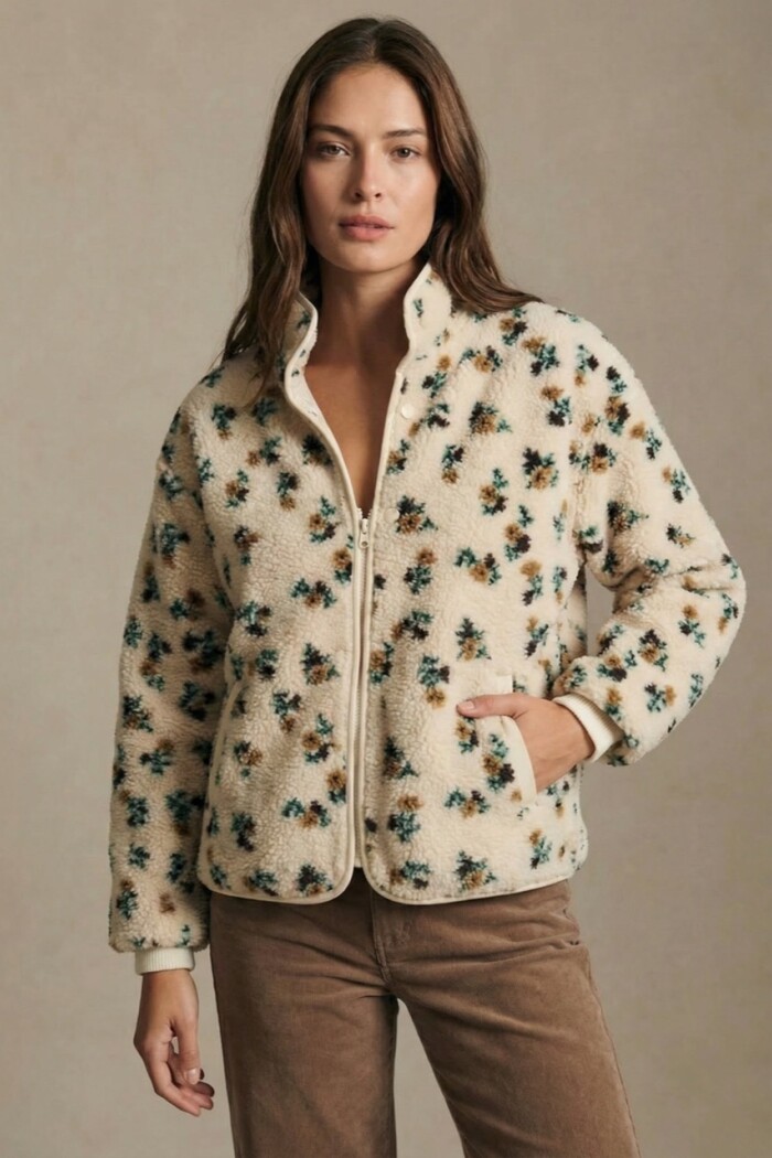 Campera Corderito Estampada Flores Nácar
