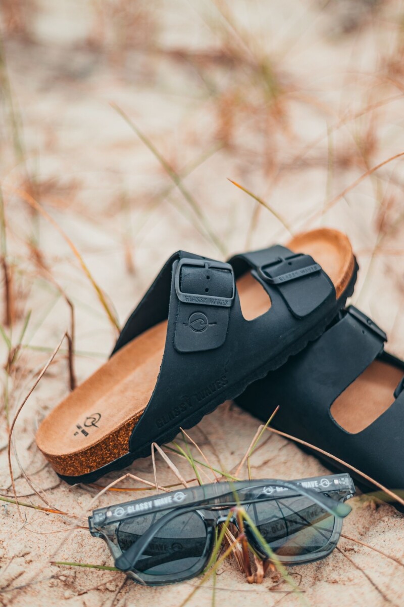 Sandalias Cuero / Negro U