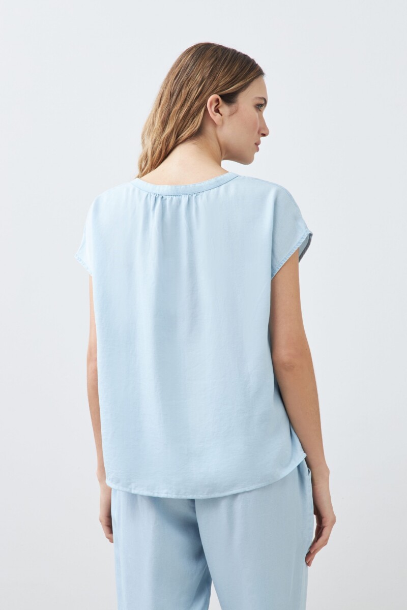 Blusa de lyocell azul claro