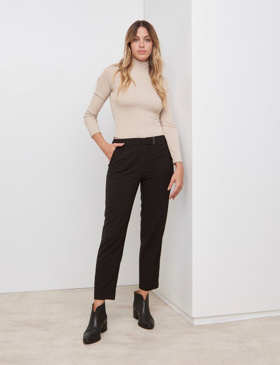 Pantalon Pull On Hebilla - Negro 