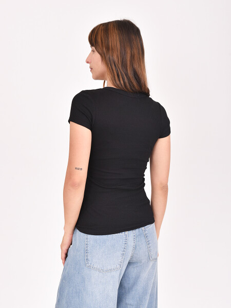 REMERA KELIRA NEGRO