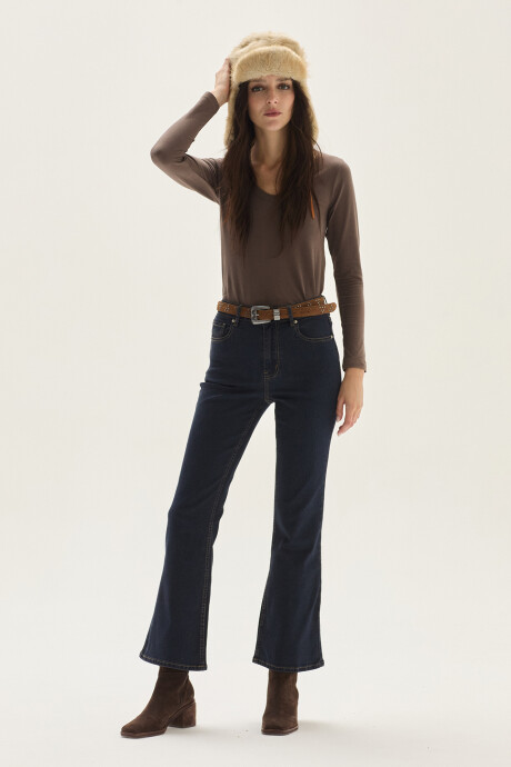 Remera Almond Chocolate