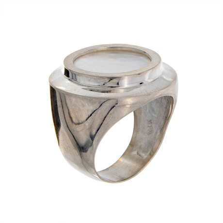 Anillo de plata 925 con nácar. Anillo de plata 925 con nácar.