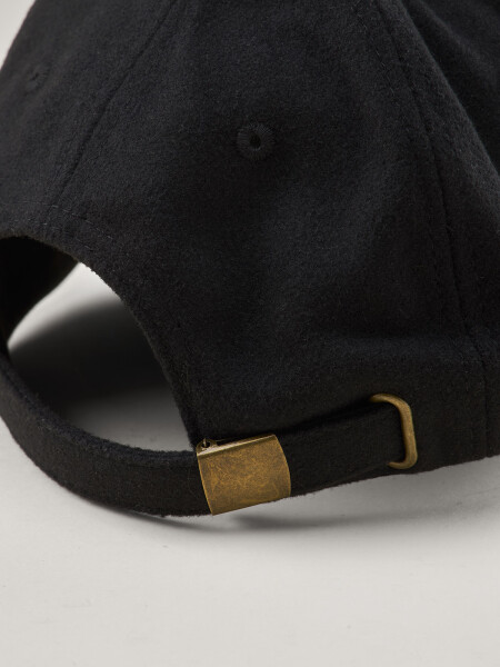 HAT FANG NEGRO