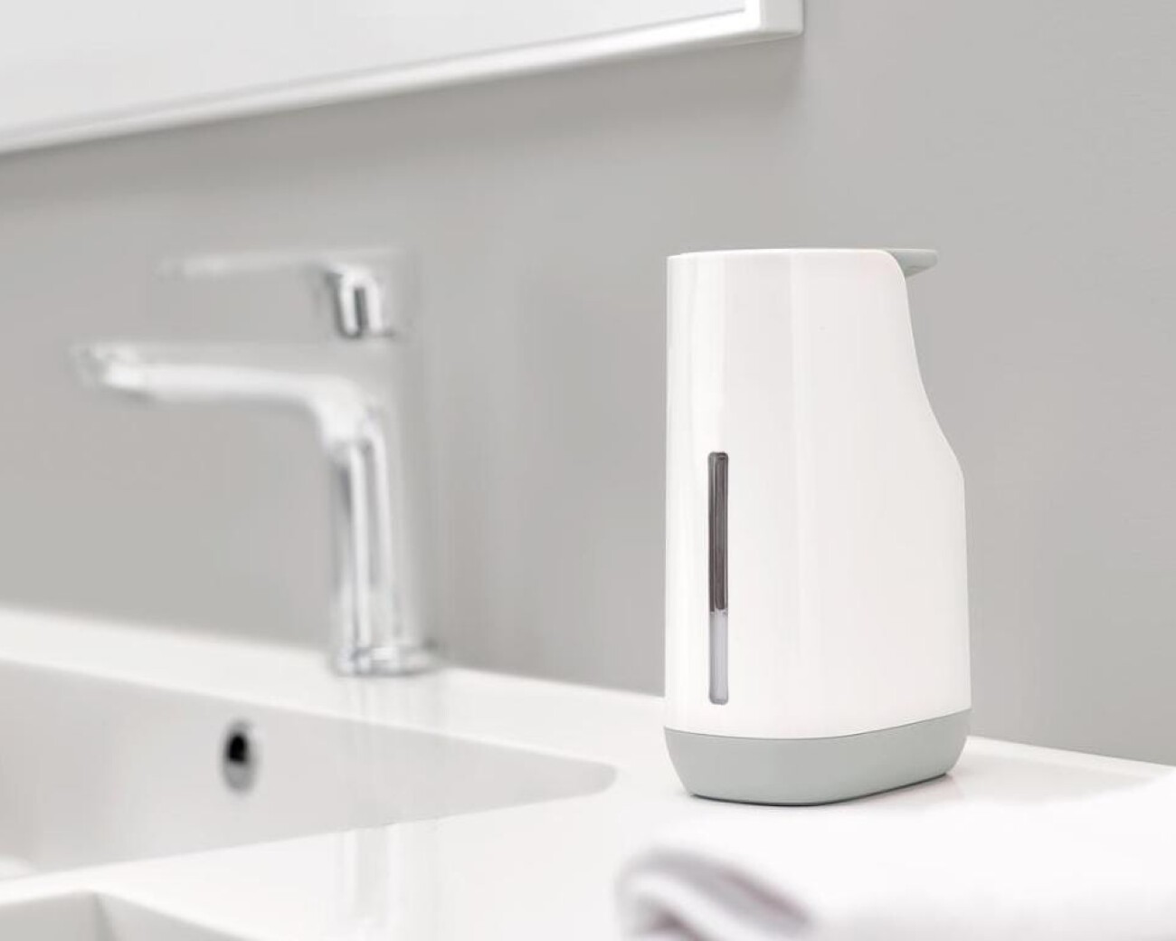 Dispensador de Jabón Líquido 350 ml Slim™ - Joseph Joseph Dispensador de Jabón Líquido 350 ml Slim™ - Joseph Joseph