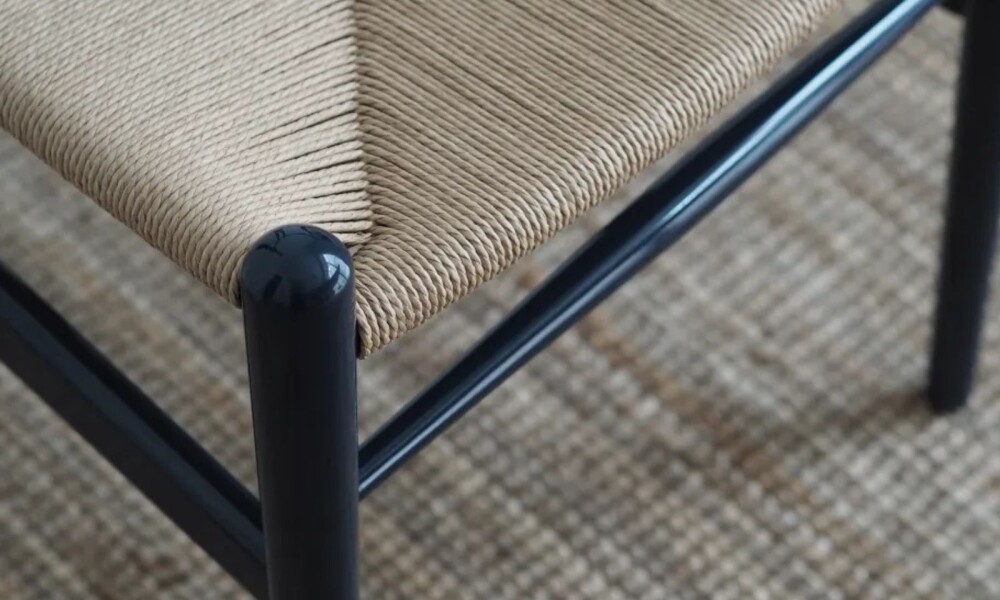 Silla WISHBONE en Madera Negro