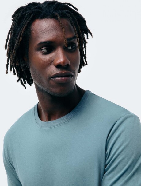 CAMISETA BÁSICA UNISSEX REGULAR WORLD VERDE