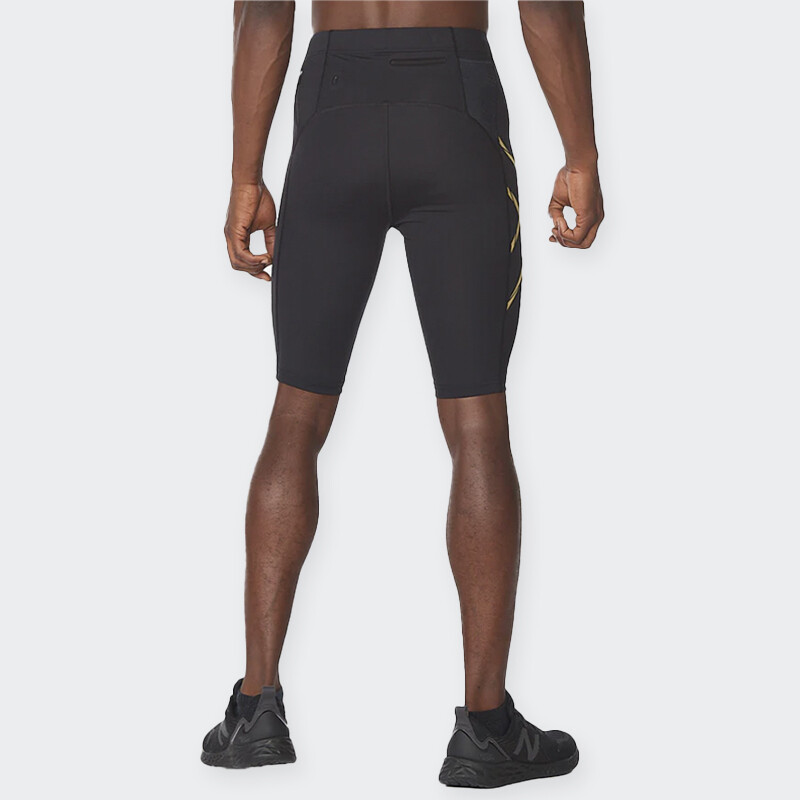Short 2XU Light Speed Compression Shorts Negro