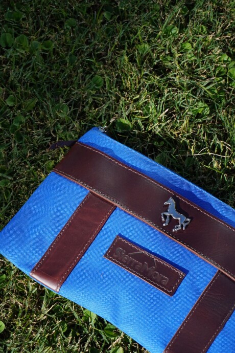 Sobre Cartuchera Mustang Chocolate / Azul Bolita