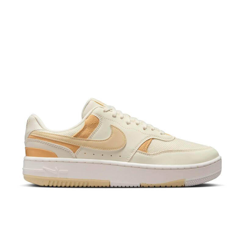 Championes Nike Gamma Force de Mujer Crema