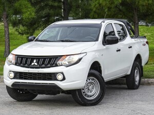 Mitsubishi L200 New 2.4 4x4 | Permuta / Financia Mitsubishi L200 New 2.4 4x4 | Permuta / Financia